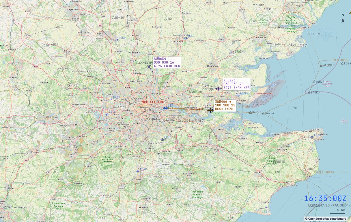 London City approach radar in the simulator
